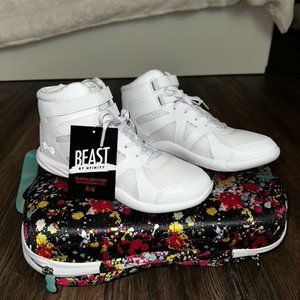 Nfinity Beast Cheer Shoes size 6.5